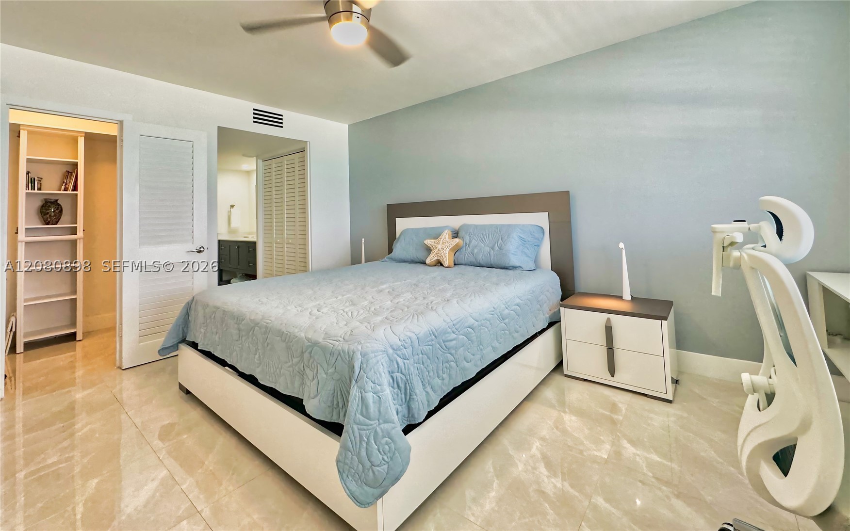 5701 Collins Ave 908 Property Photo 14