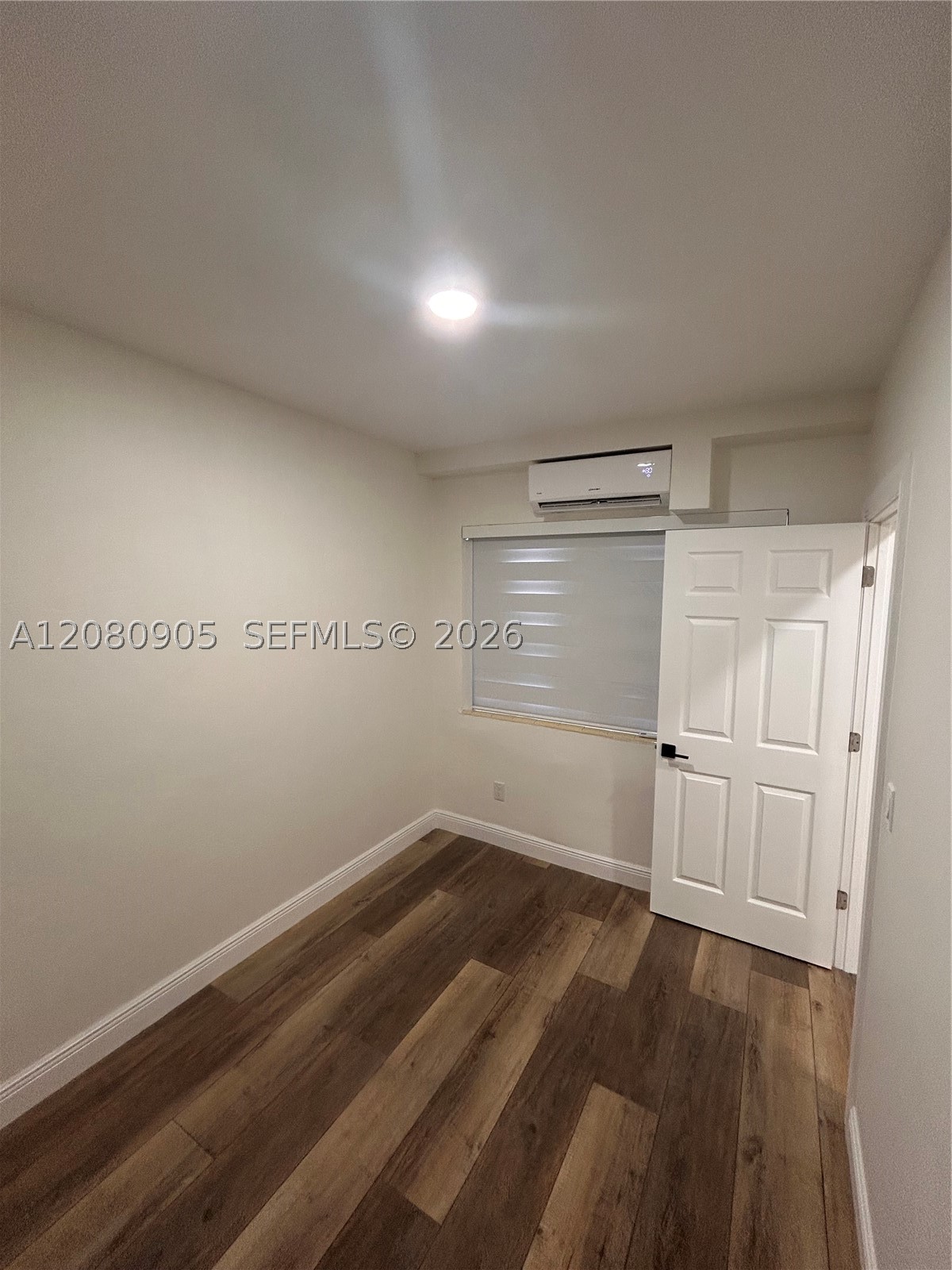 350 75th St 109 Property Photo 11