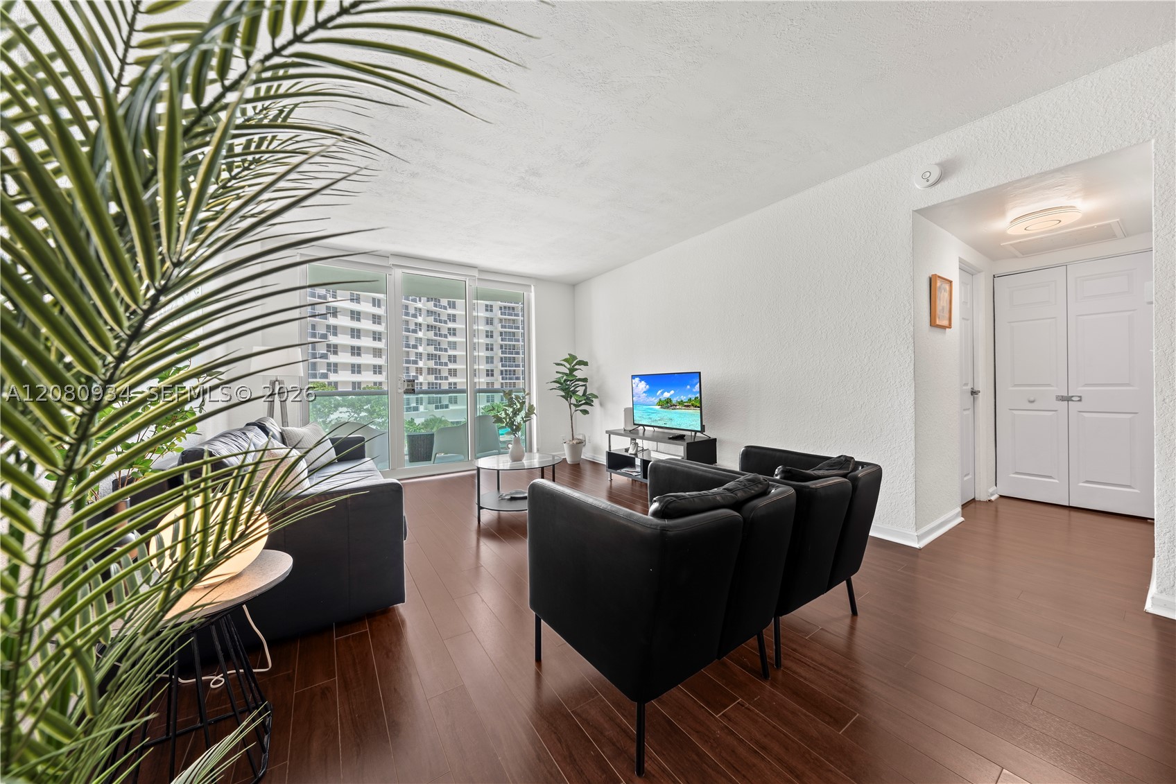 3801 S Ocean Dr 4b Property Photo 5