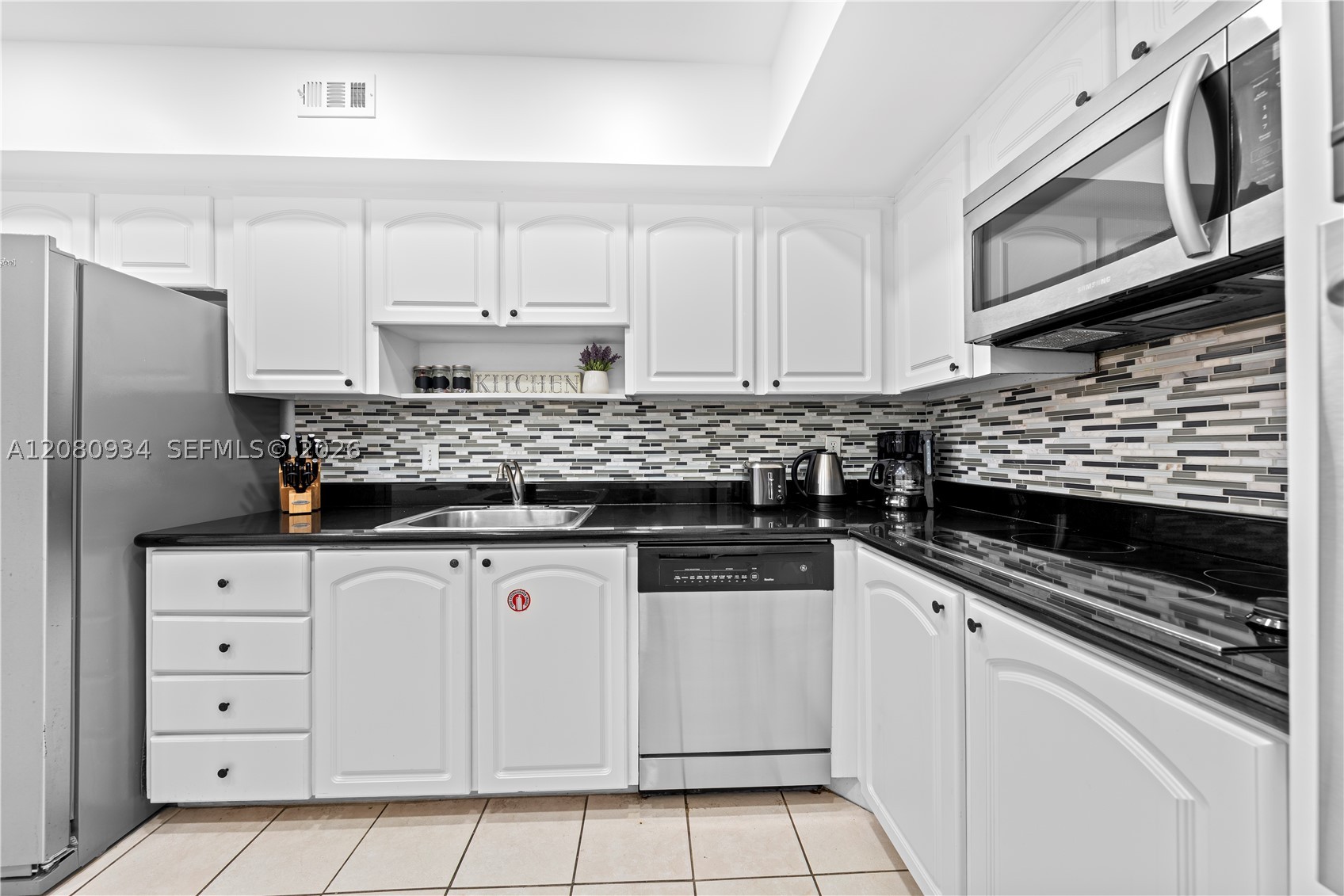 3801 S Ocean Dr 4b Property Photo 9