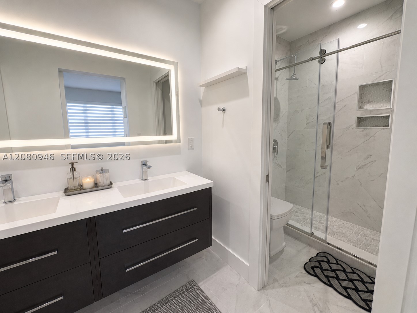 6917 Collins Ave Ph04 Property Photo 17