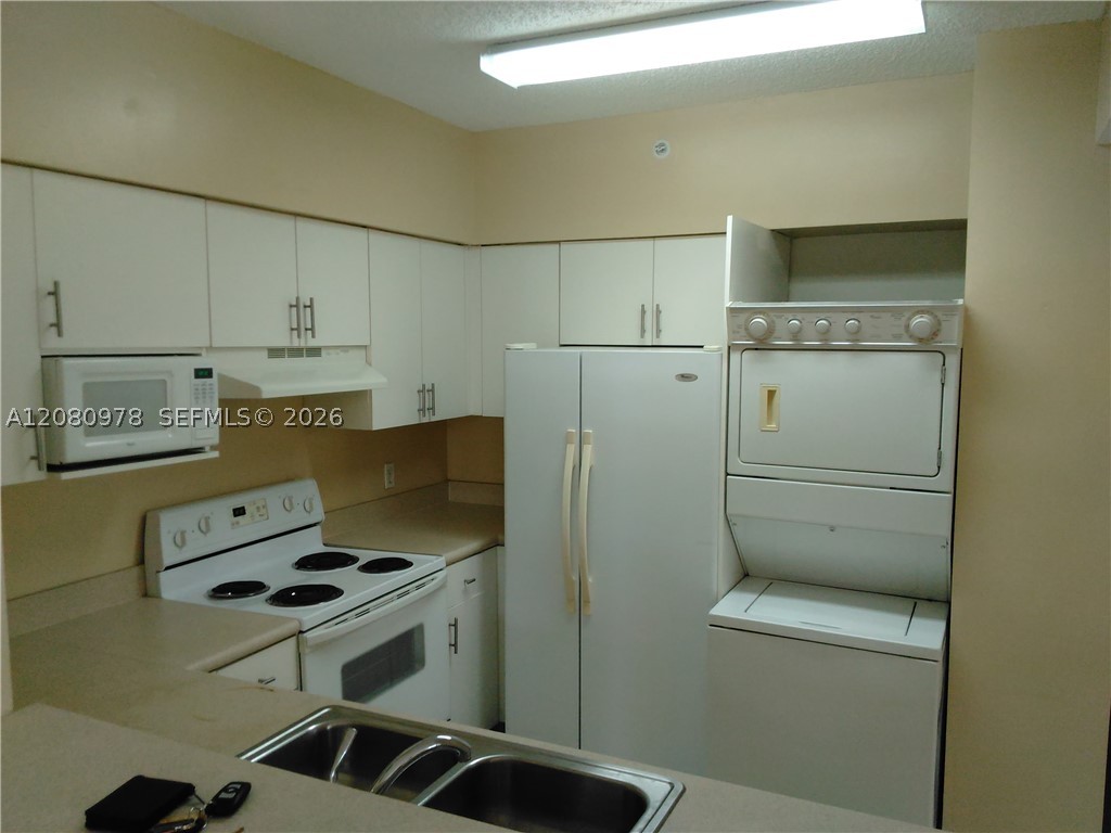 5091 Nw 7 St 402 Property Photo 11