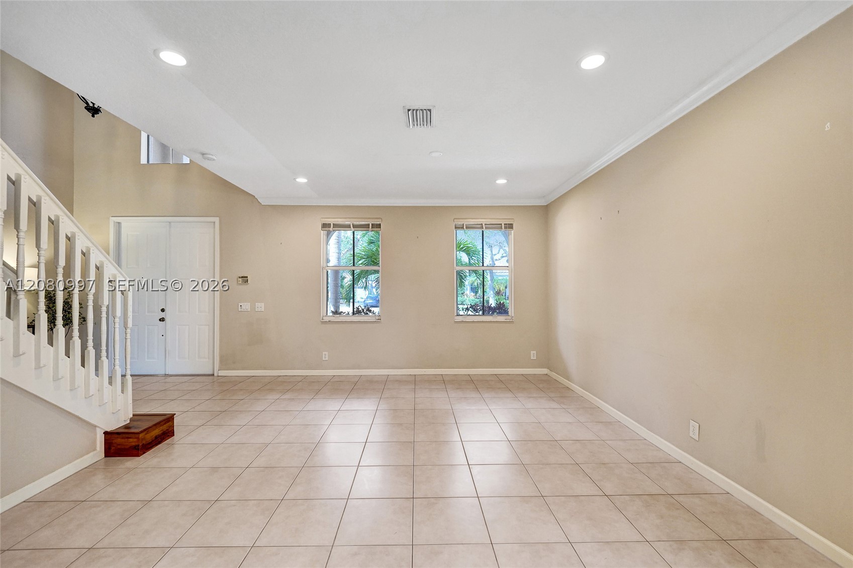 3892 Falcon Ridge Cir Property Photo 6