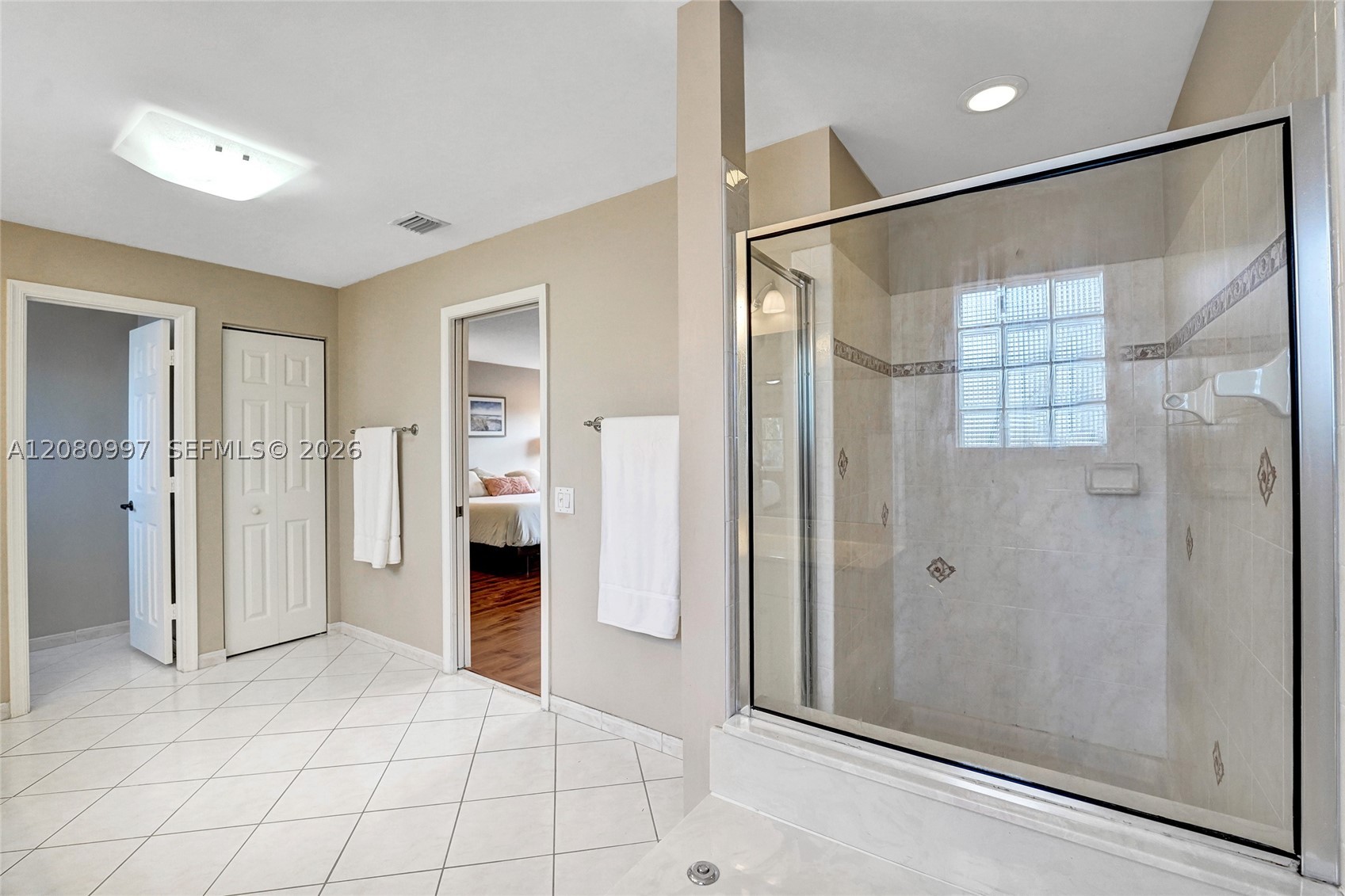 3892 Falcon Ridge Cir Property Photo 15