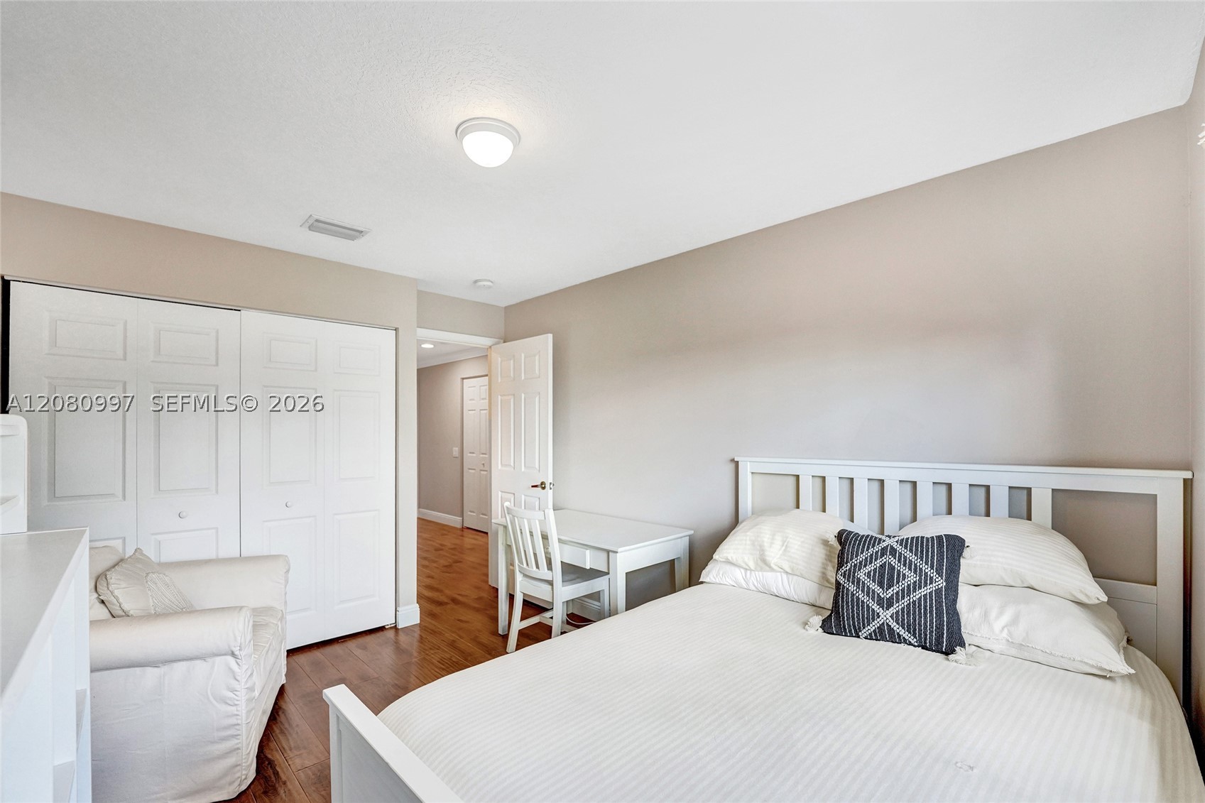 3892 Falcon Ridge Cir Property Photo 24