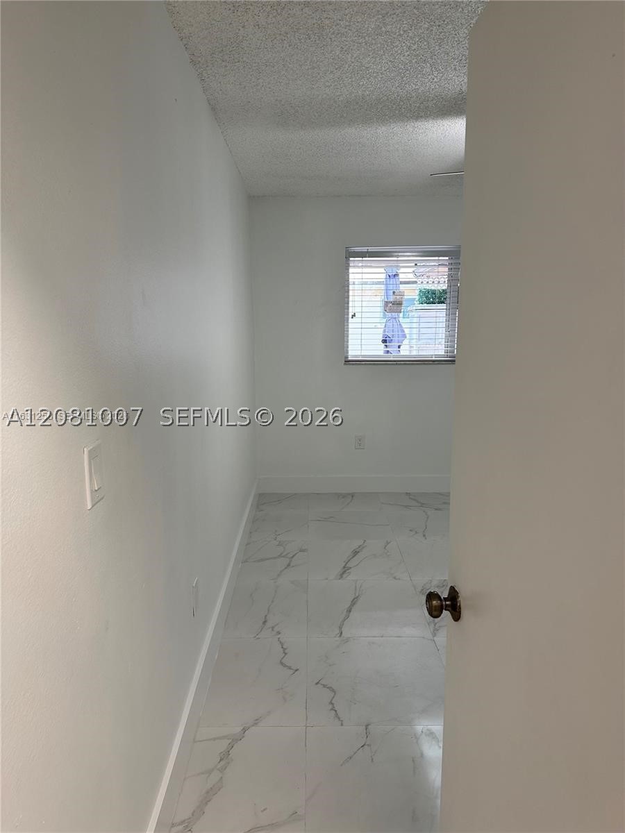 324 E 34th 1 Property Photo 11
