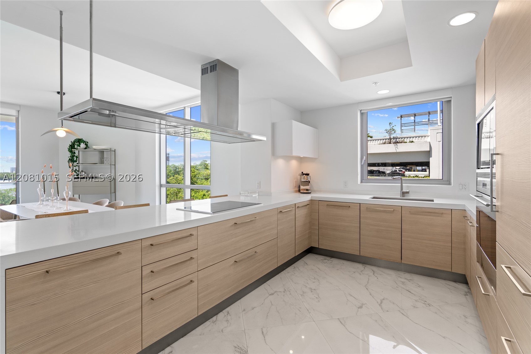 17111 Biscayne Blvd 402 Property Photo 17