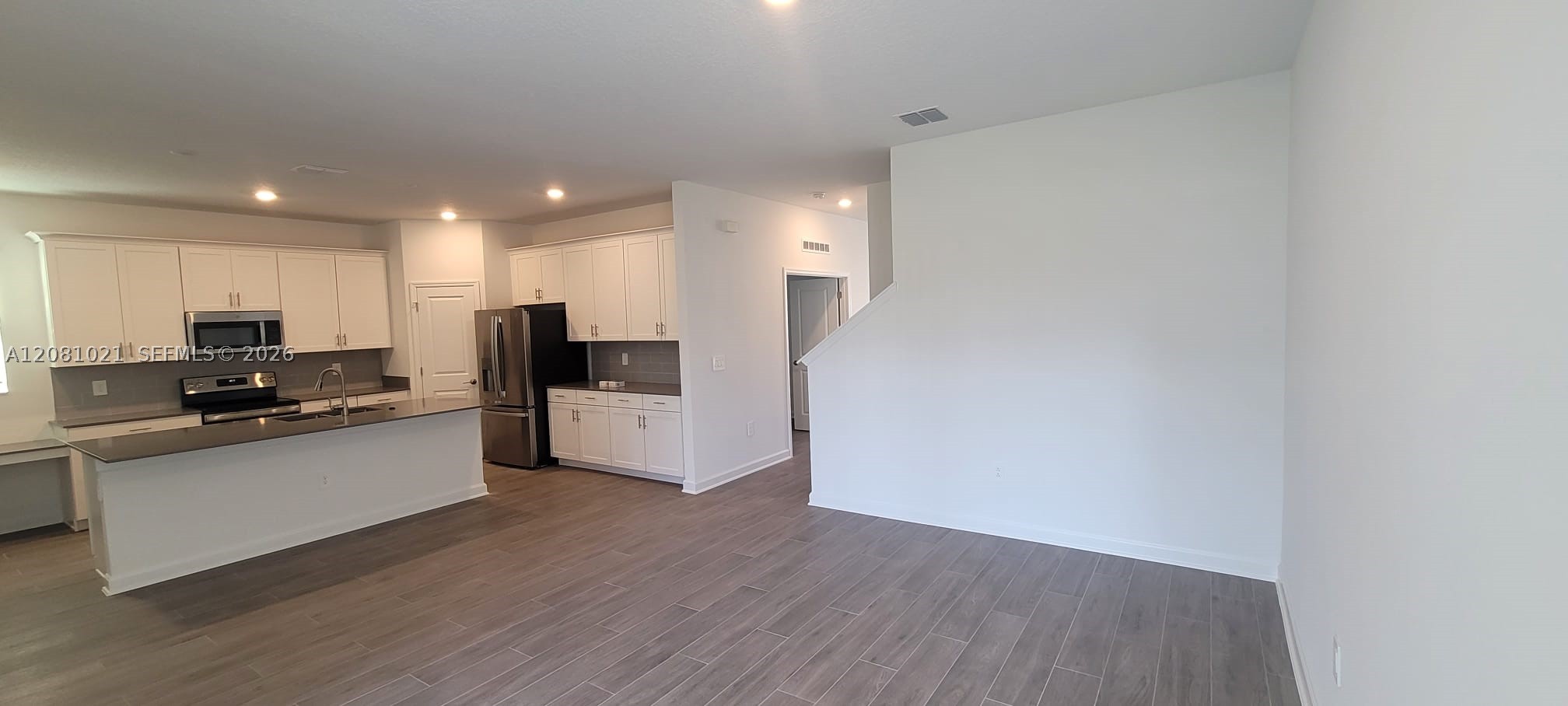 11926 Language Way Property Photo 9