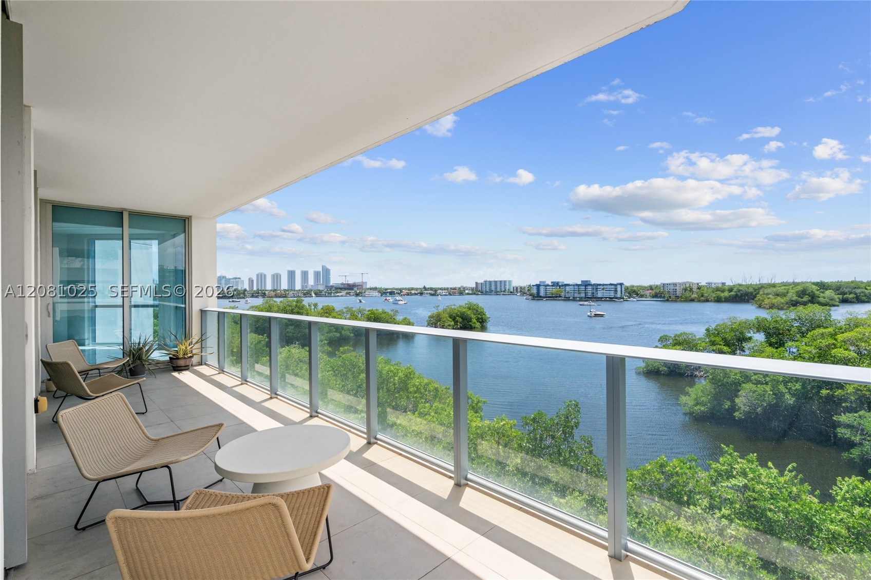 17111 Biscayne Blvd 402 Property Photo 1