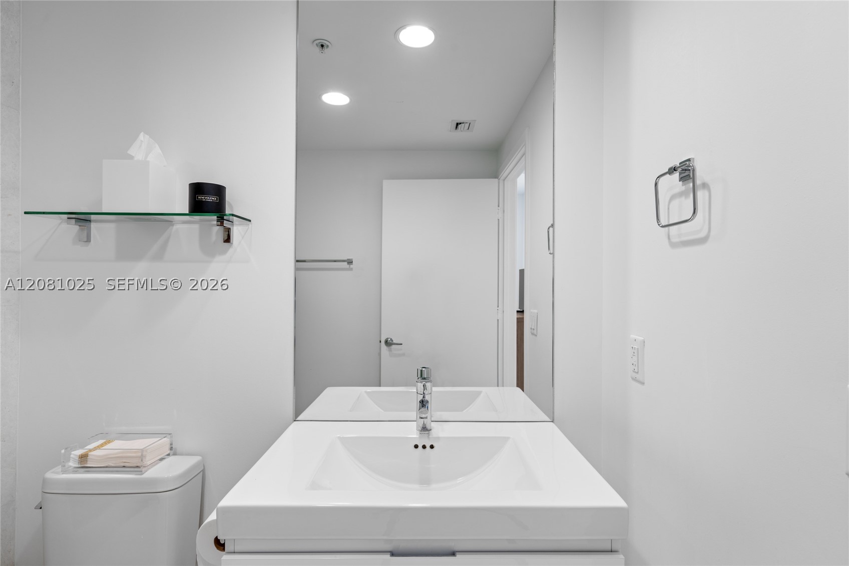 17111 Biscayne Blvd 402 Property Photo 46
