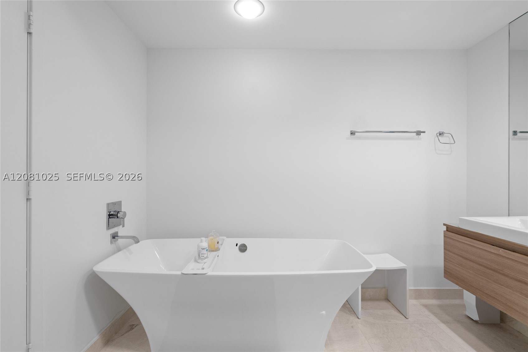 17111 Biscayne Blvd 402 Property Photo 58
