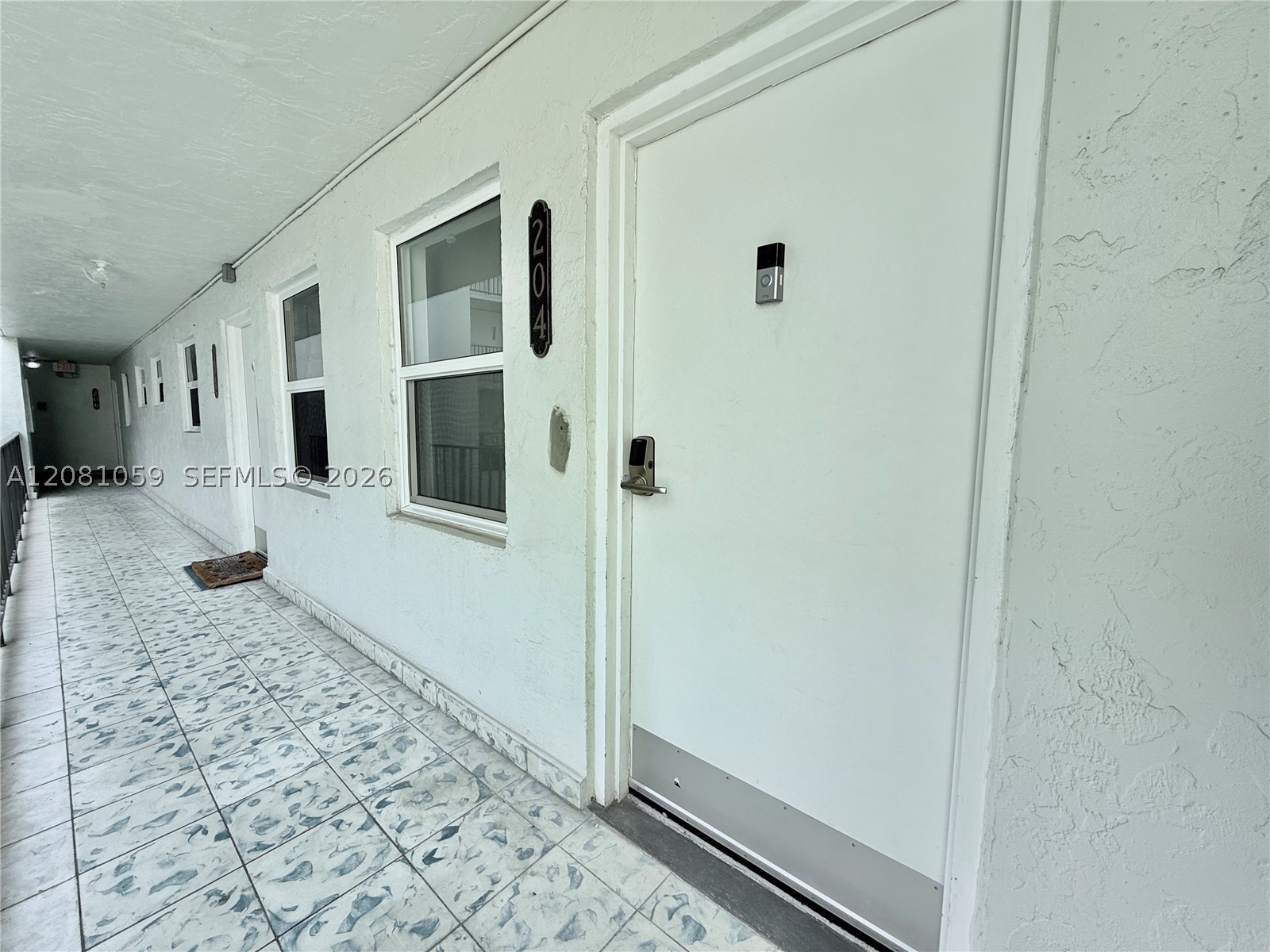 720 Collins Ave 204 Property Photo 20