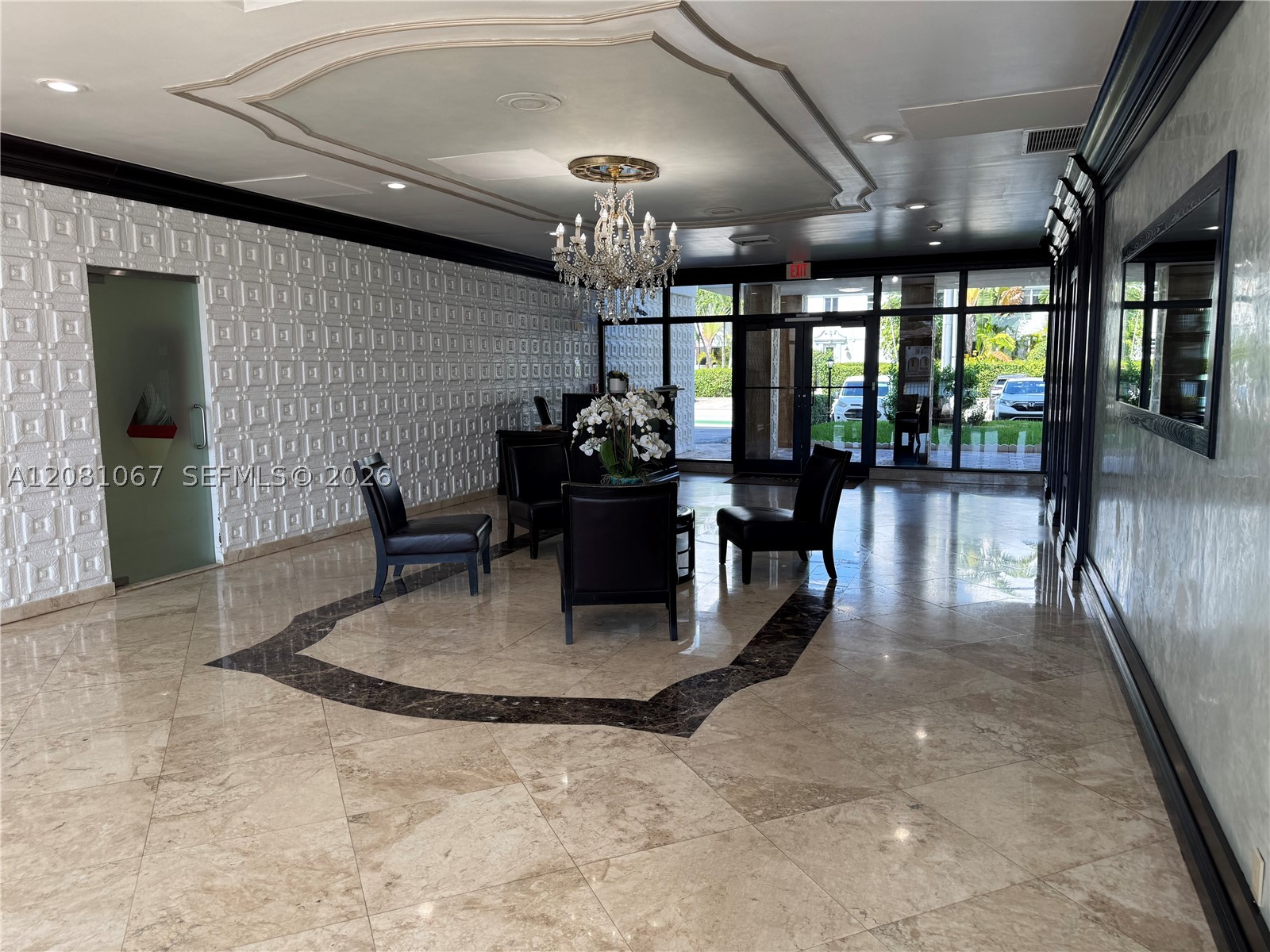 10101 E Bay Harbor Dr 401 Property Photo 18