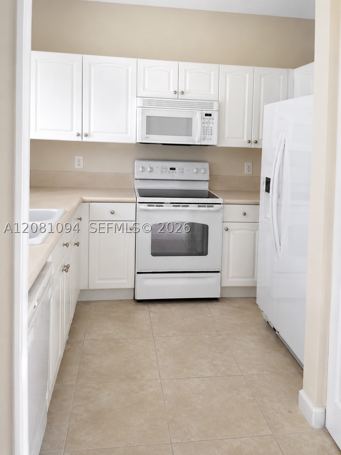 230 Se 29th Ave 1 Property Photo 12