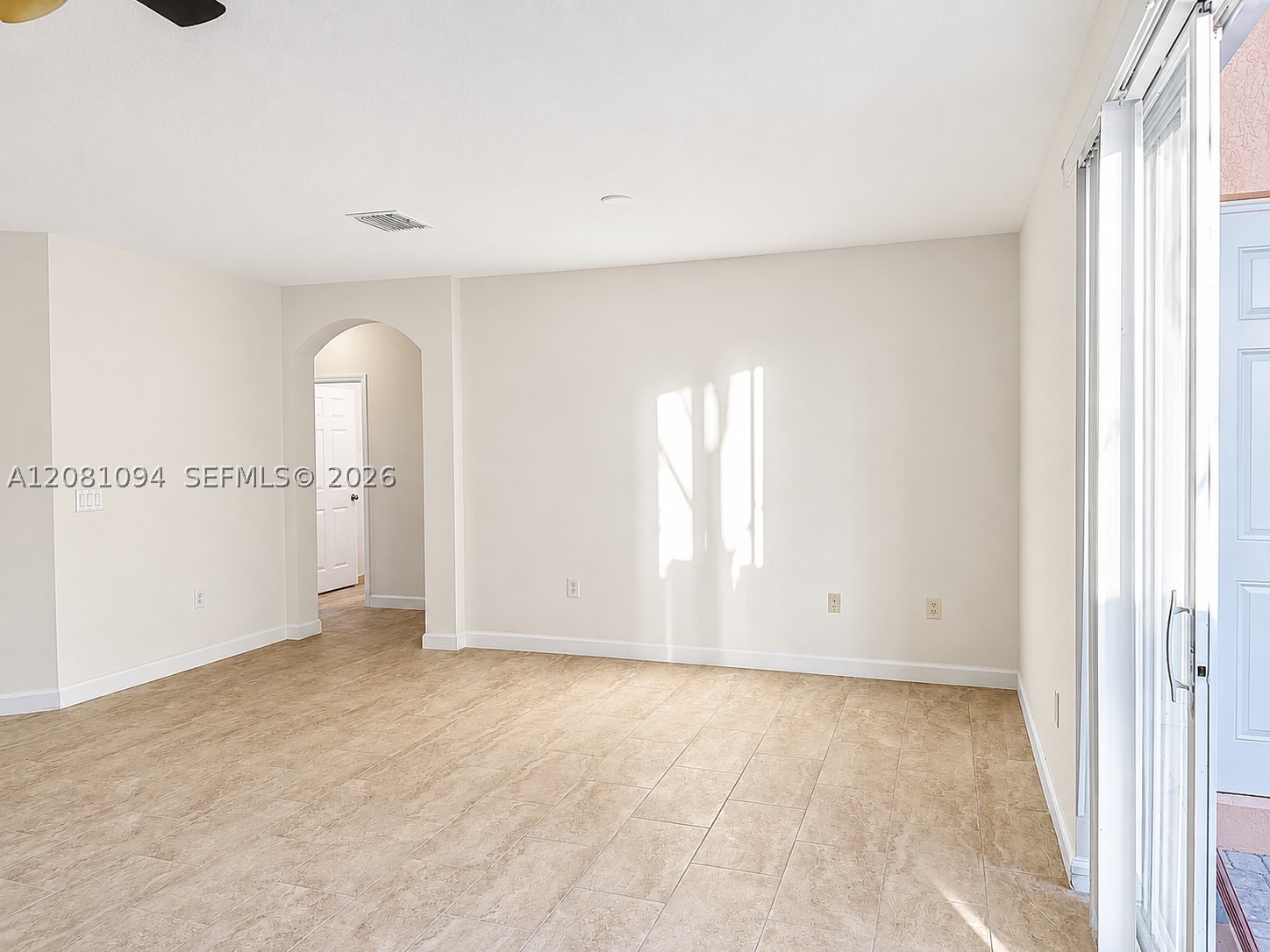 230 Se 29th Ave 1 Property Photo 18