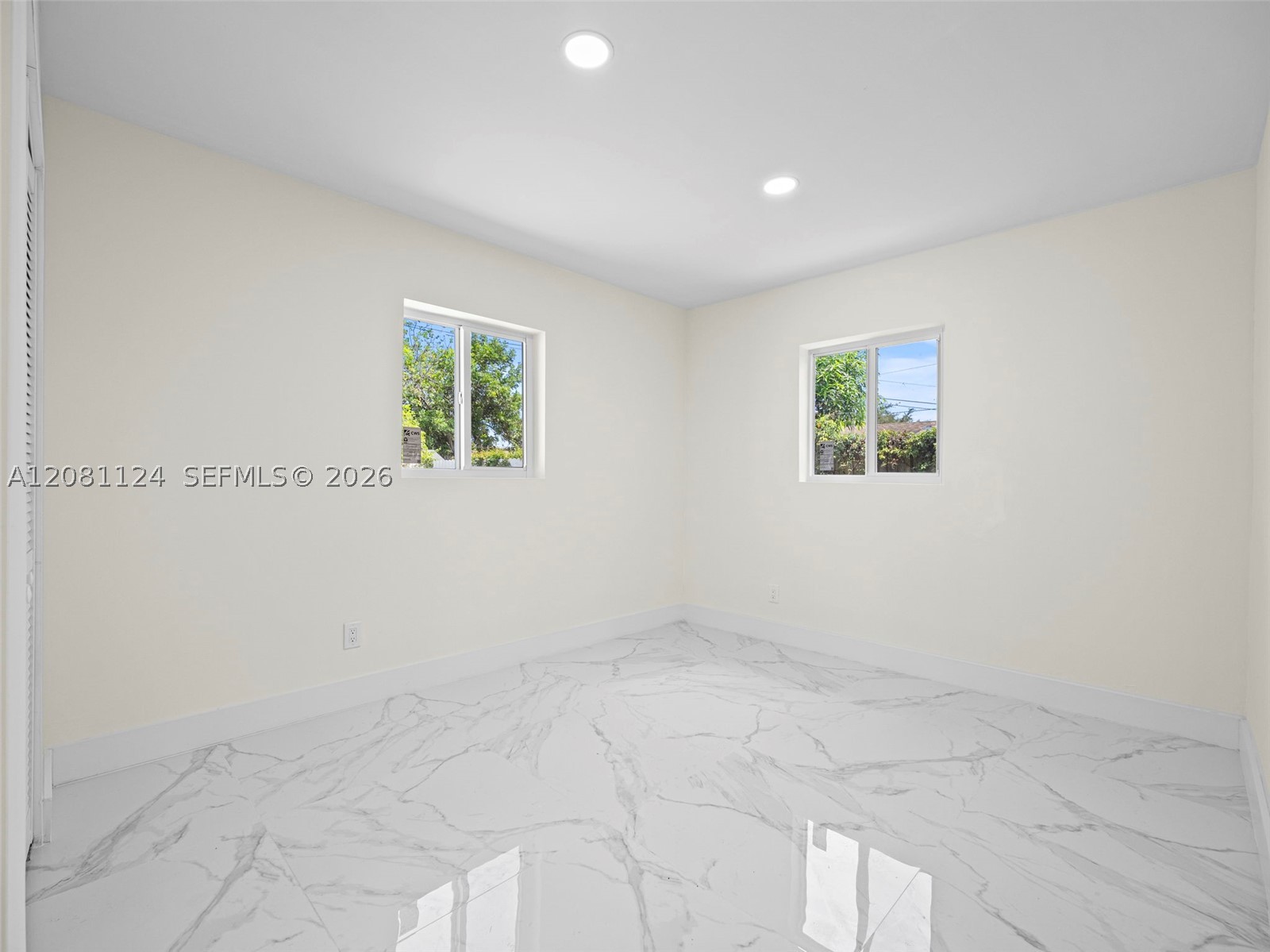 3651 Sw 40th Ave Property Photo 23