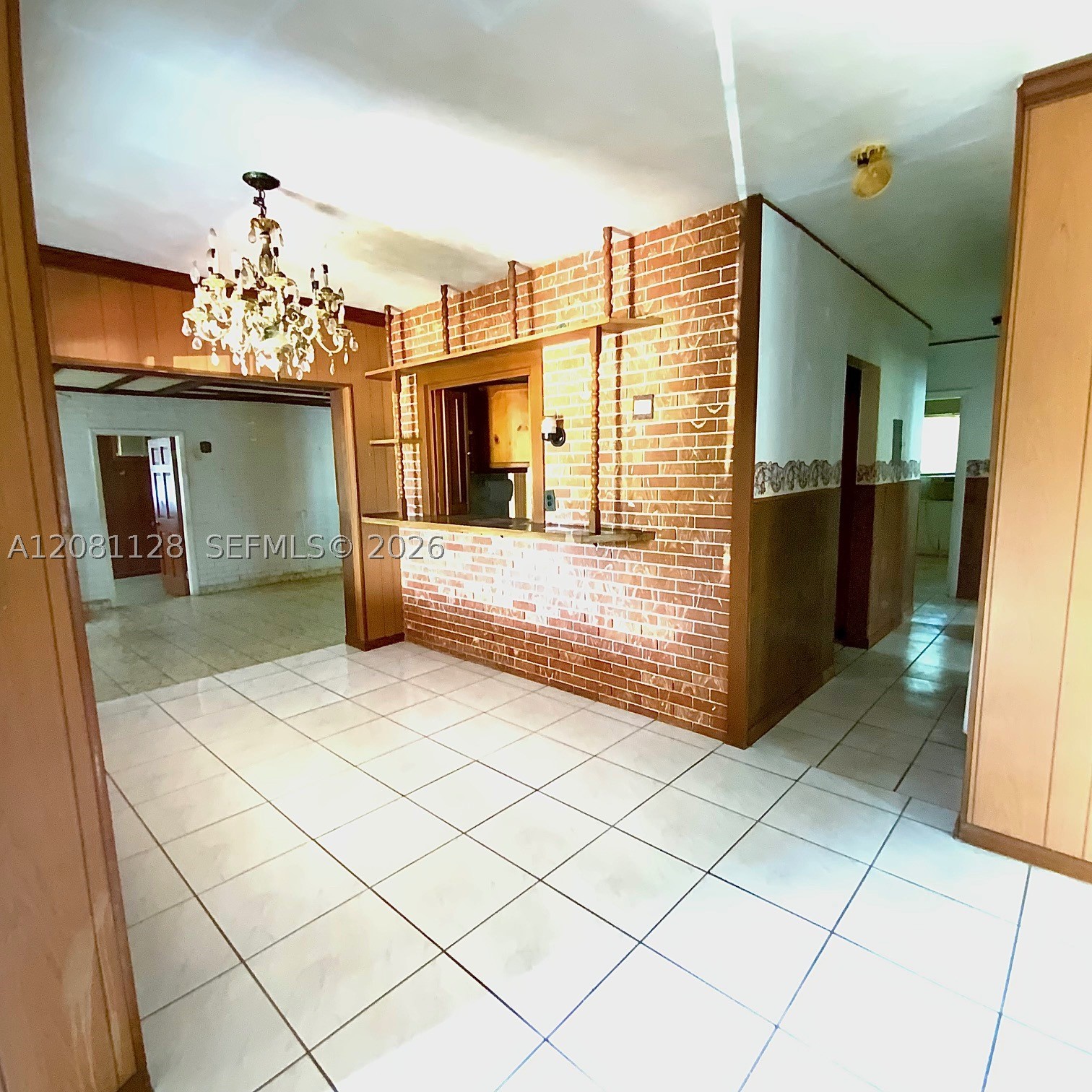 651 Jann Ave Property Photo 3