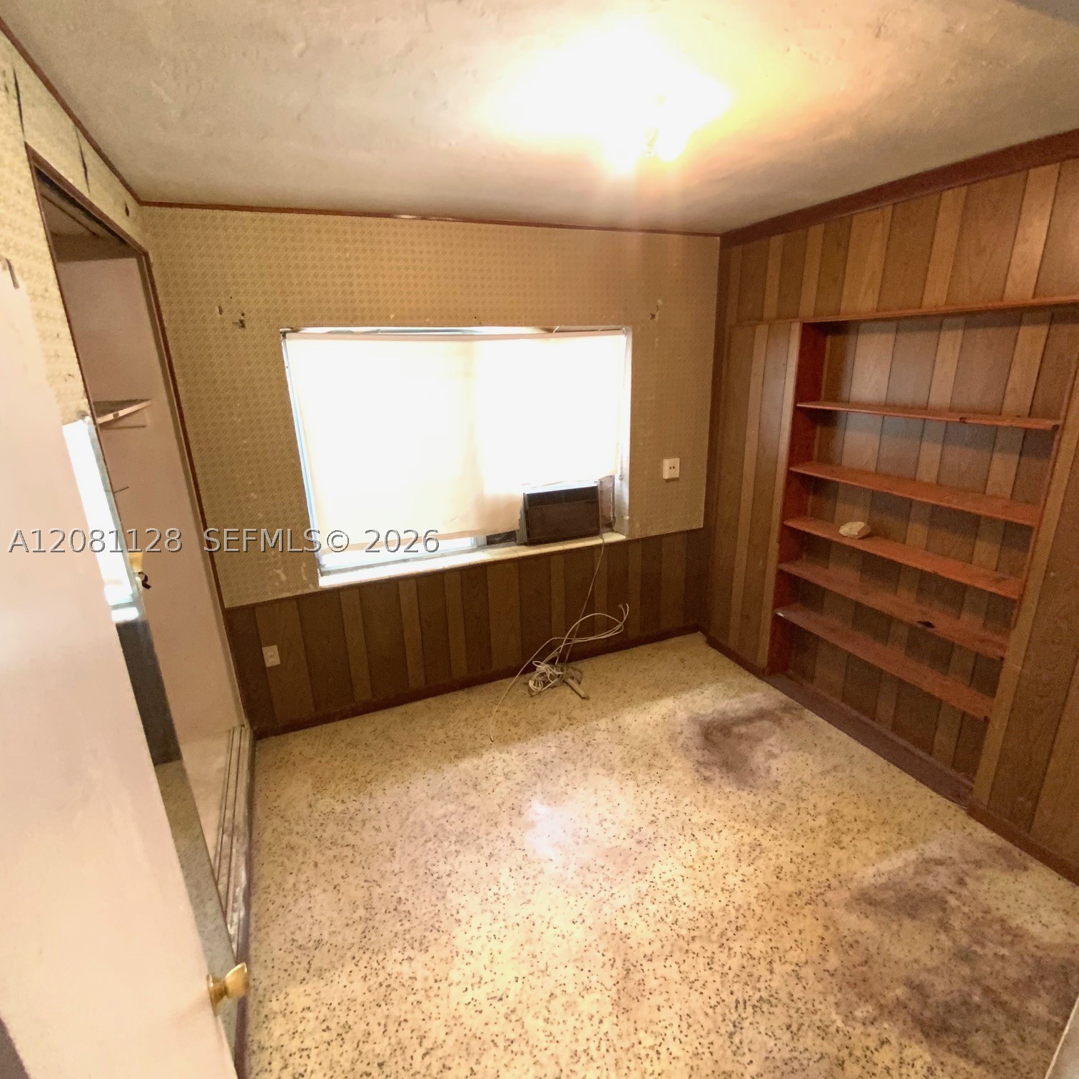651 Jann Ave Property Photo 8