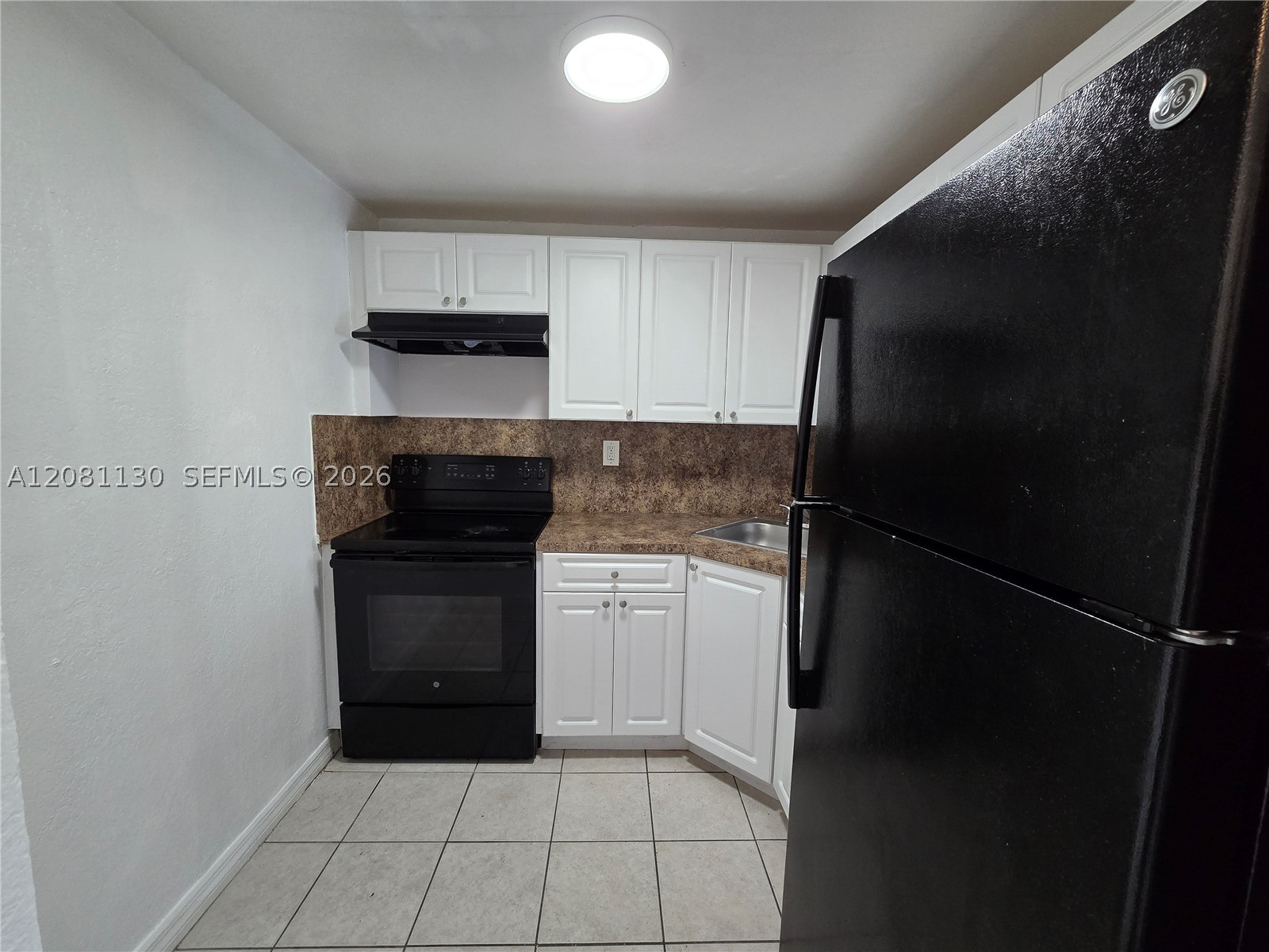 4550 Nw 9th St 310e Property Photo 3