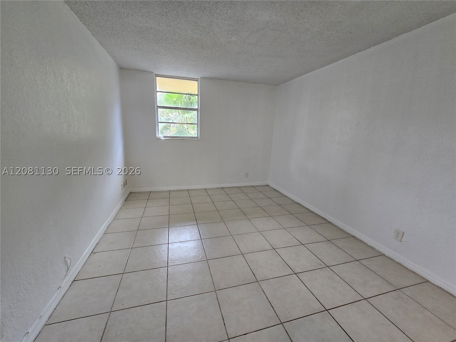 4550 Nw 9th St 310e Property Photo 6