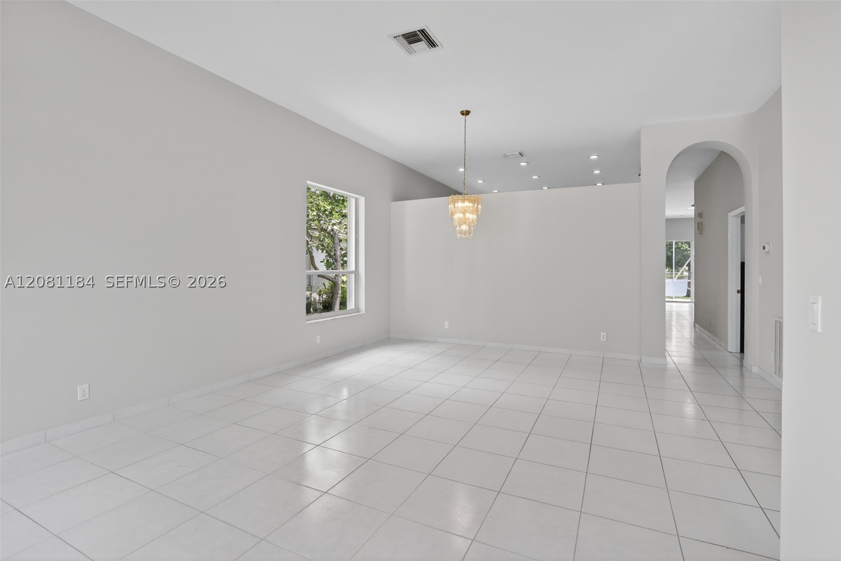 13171 Nw 19th St Property Photo 6