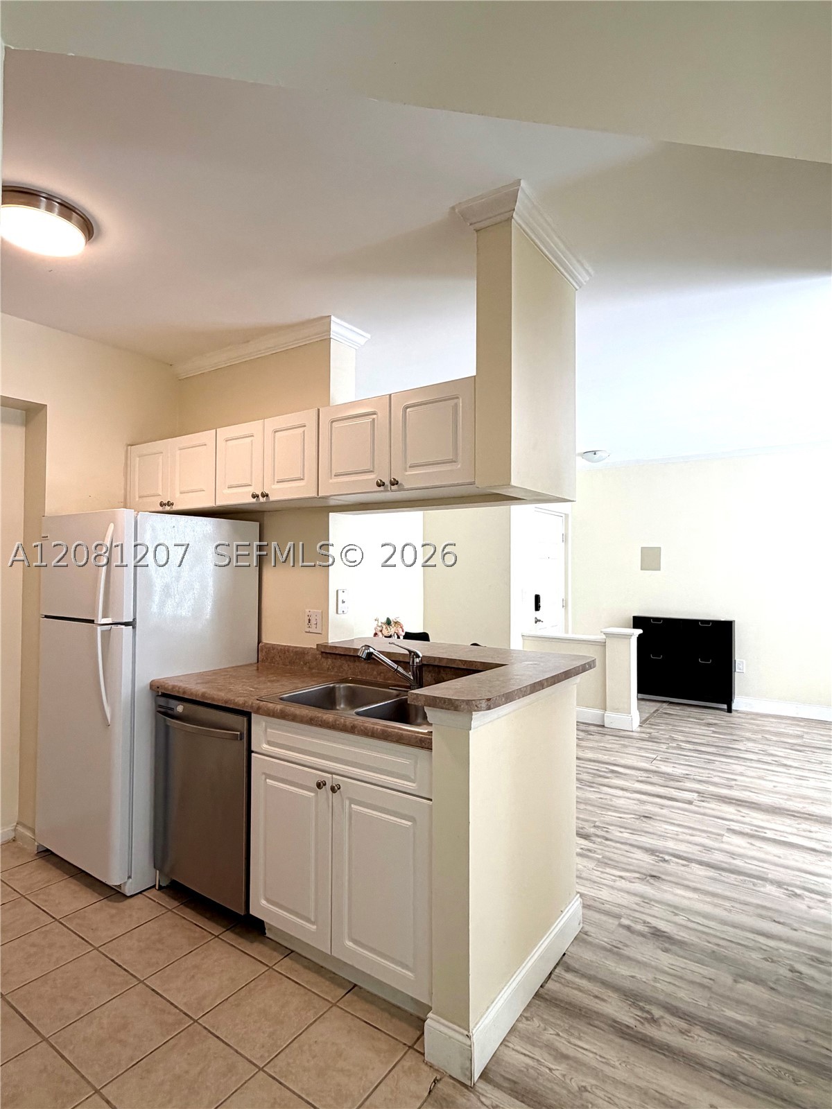 17150 N Bay Rd 2419 Property Photo 6