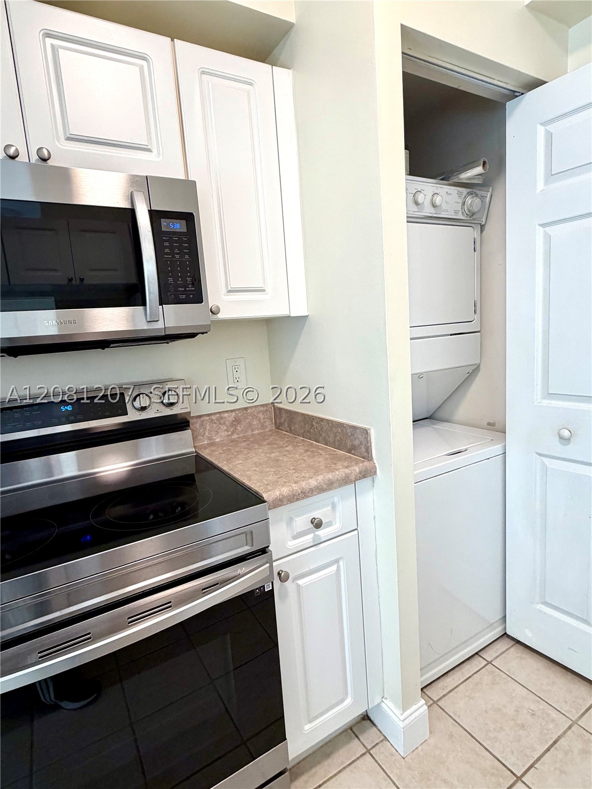 17150 N Bay Rd 2419 Property Photo 7
