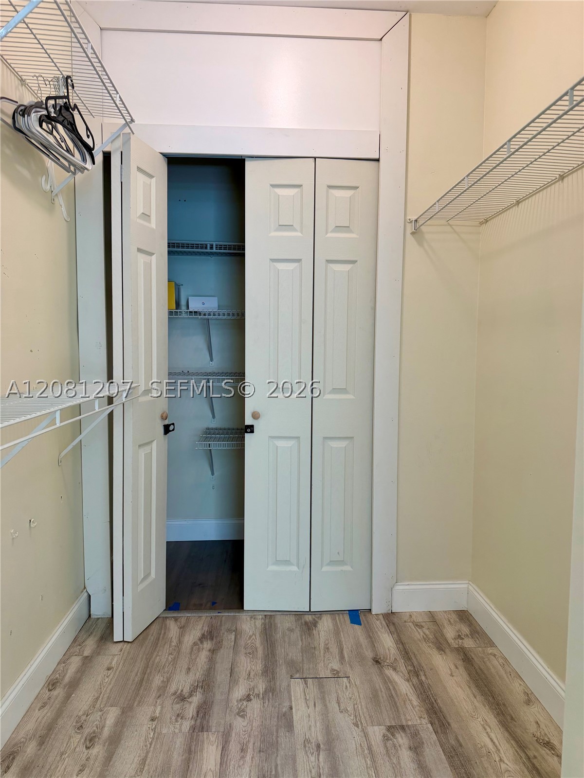 17150 N Bay Rd 2419 Property Photo 15