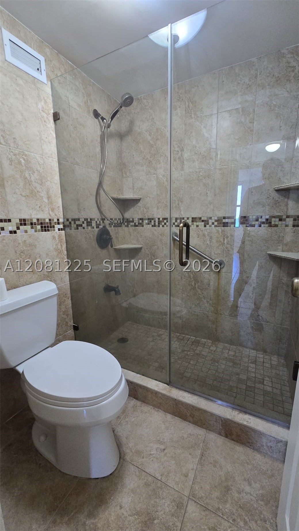 2899 Collins Ave 1005 Property Photo 6