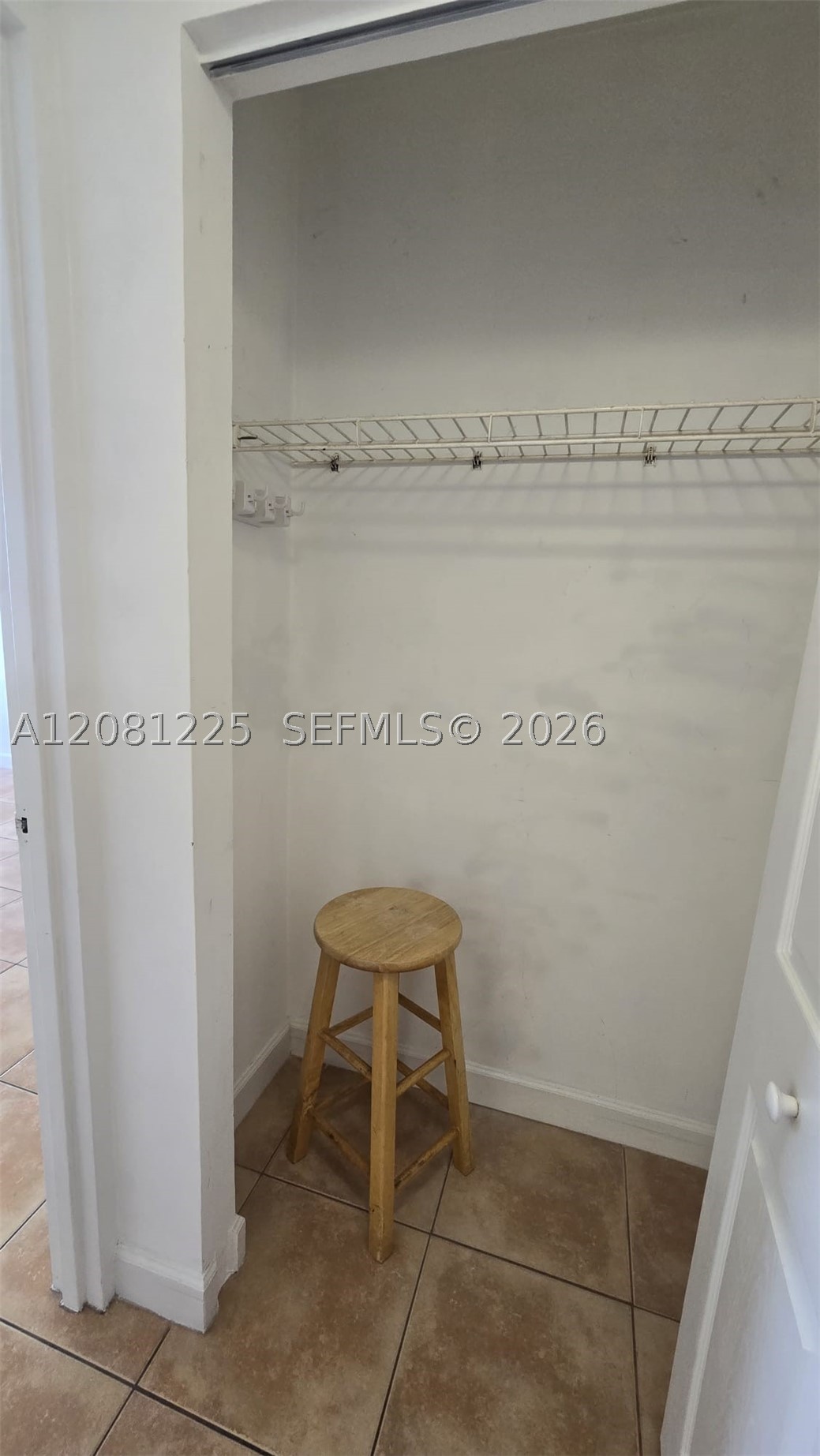 2899 Collins Ave 1005 Property Photo 8