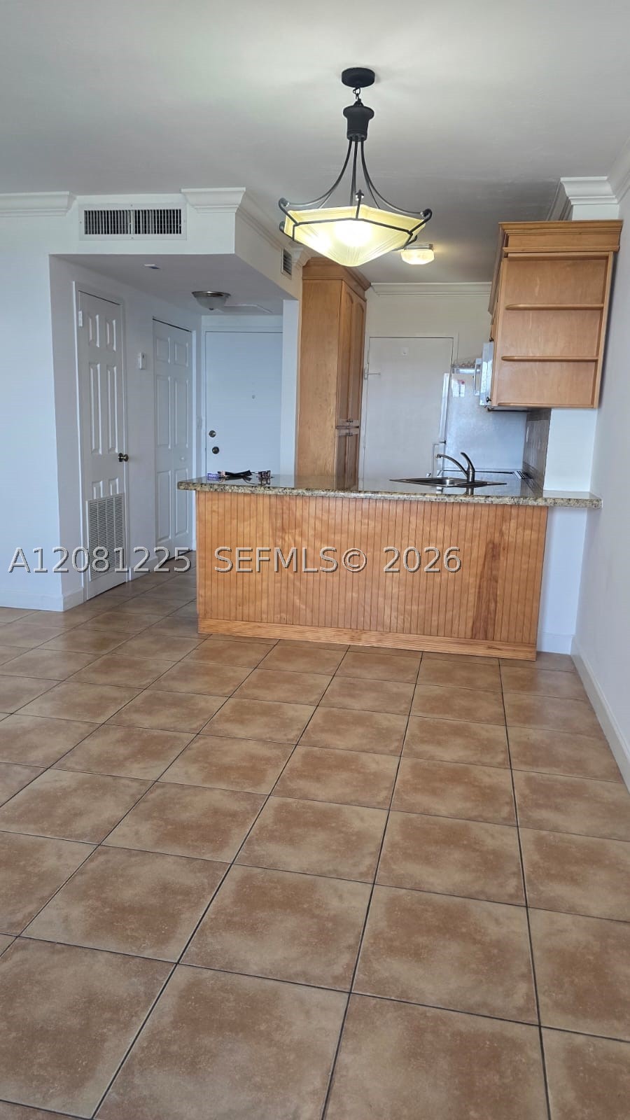 2899 Collins Ave 1005 Property Photo 12