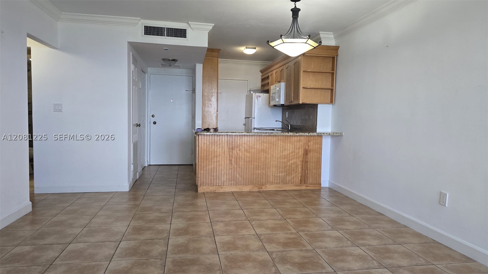 2899 Collins Ave 1005 Property Photo 15