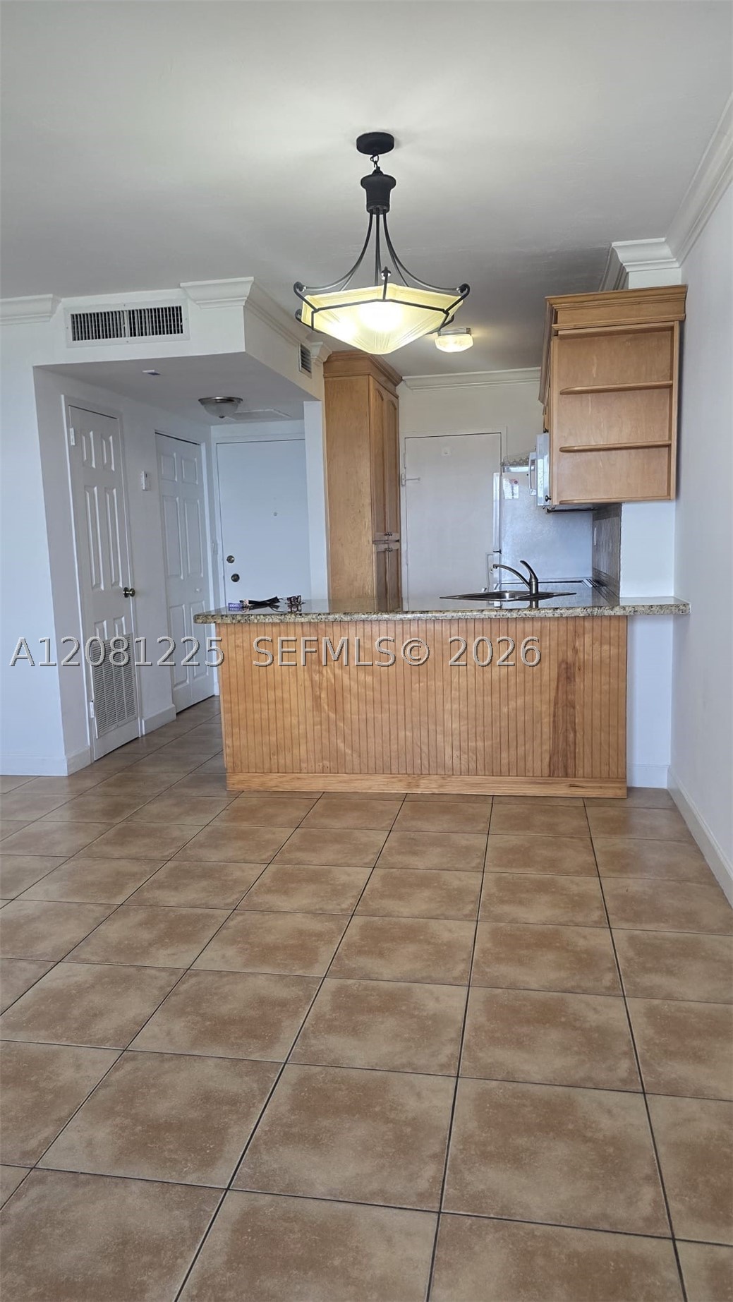 2899 Collins Ave 1005 Property Photo 17