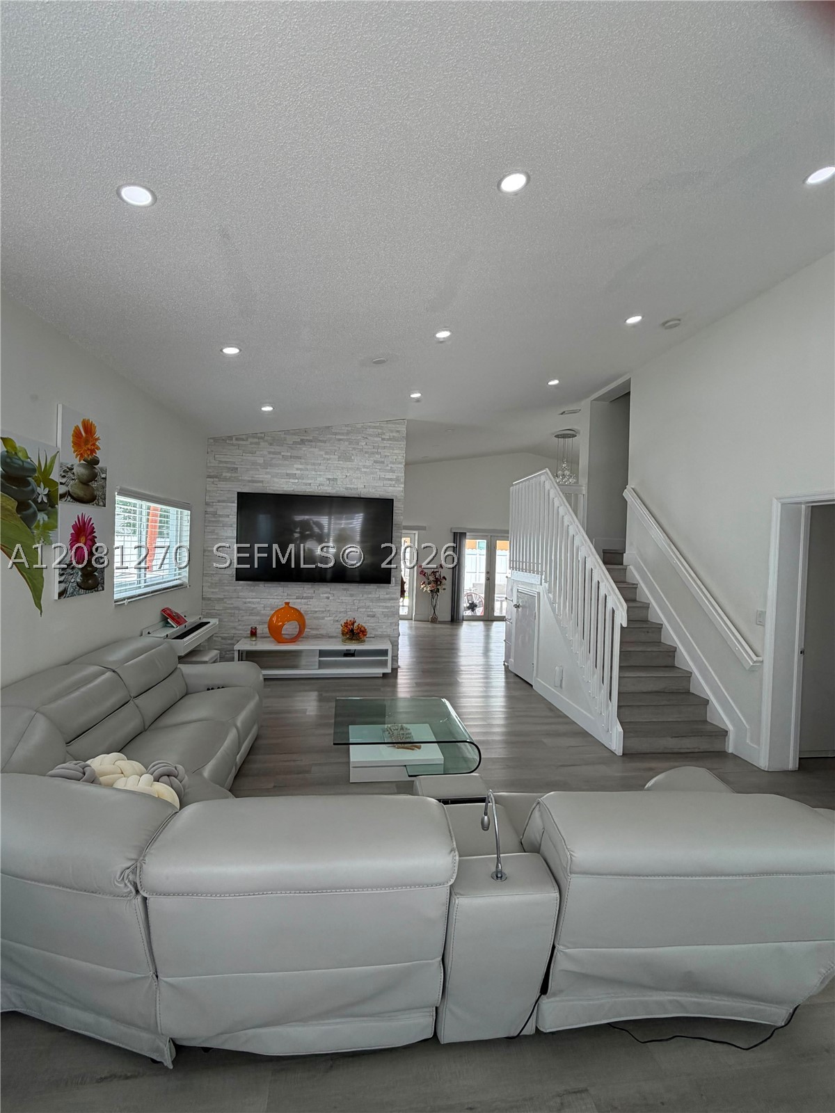 12076 Sw 251st St Property Photo 3