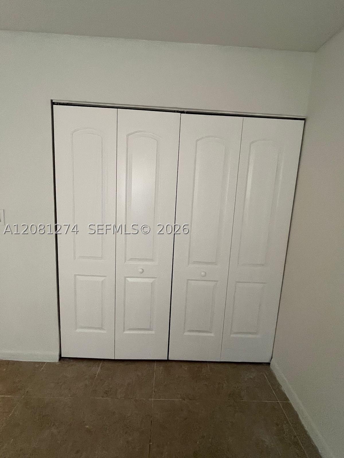 4178 Lakeside Dr 4178 Property Photo 4