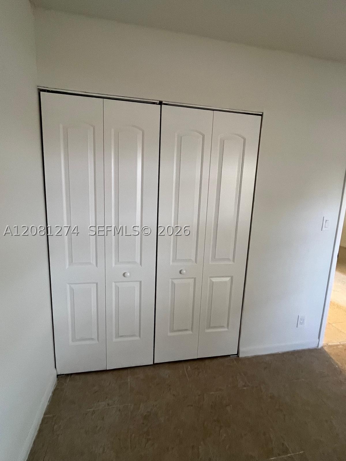 4178 Lakeside Dr 4178 Property Photo 8