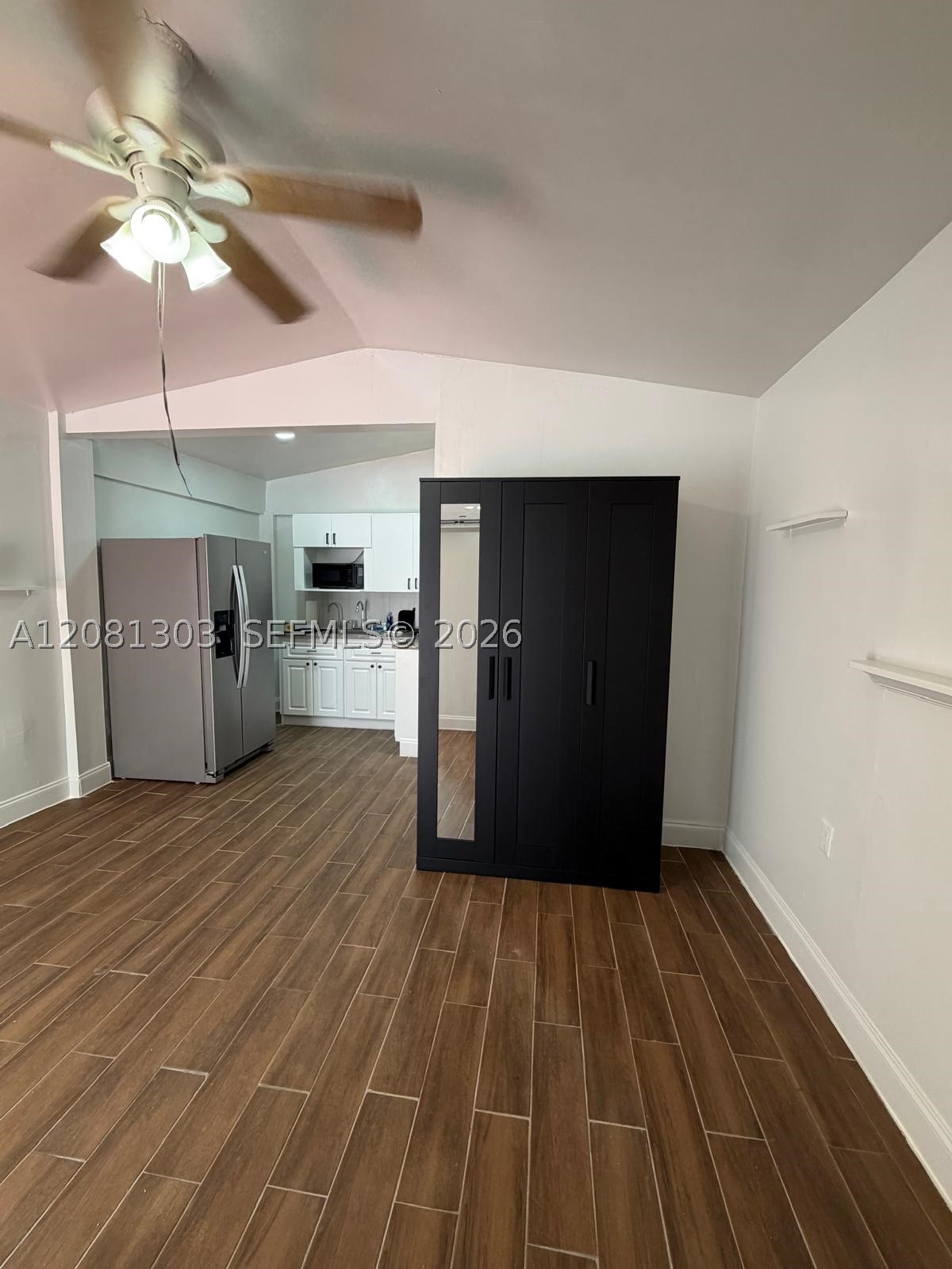 A12081303 Property Photo 7