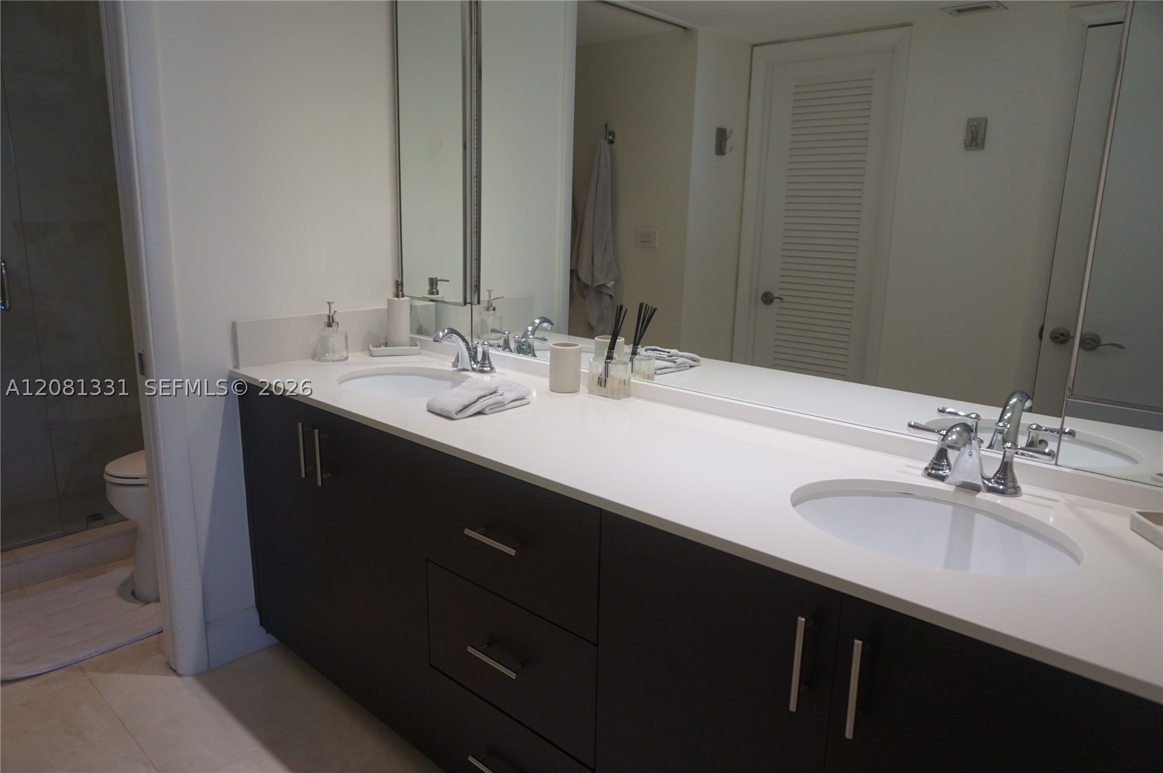 1121 Crandon Blvd E1006 Property Photo 18