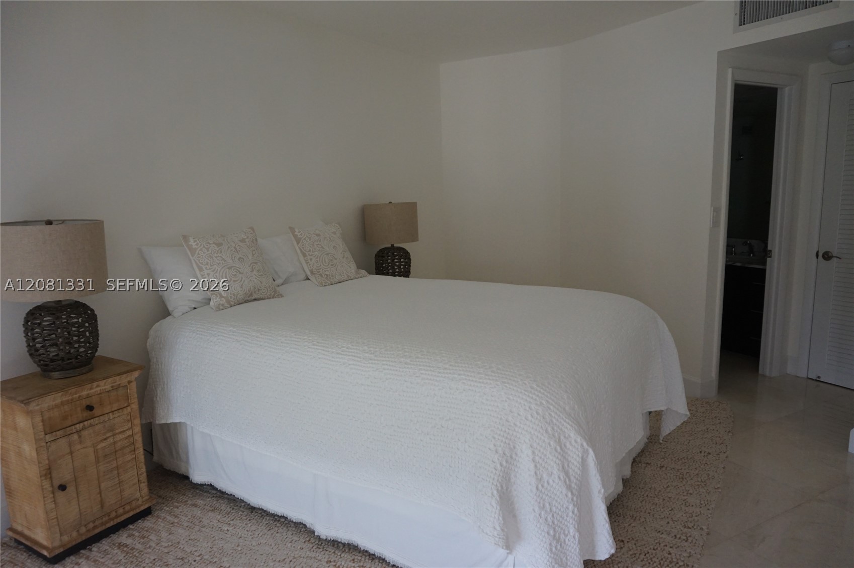 1121 Crandon Blvd E1006 Property Photo 20
