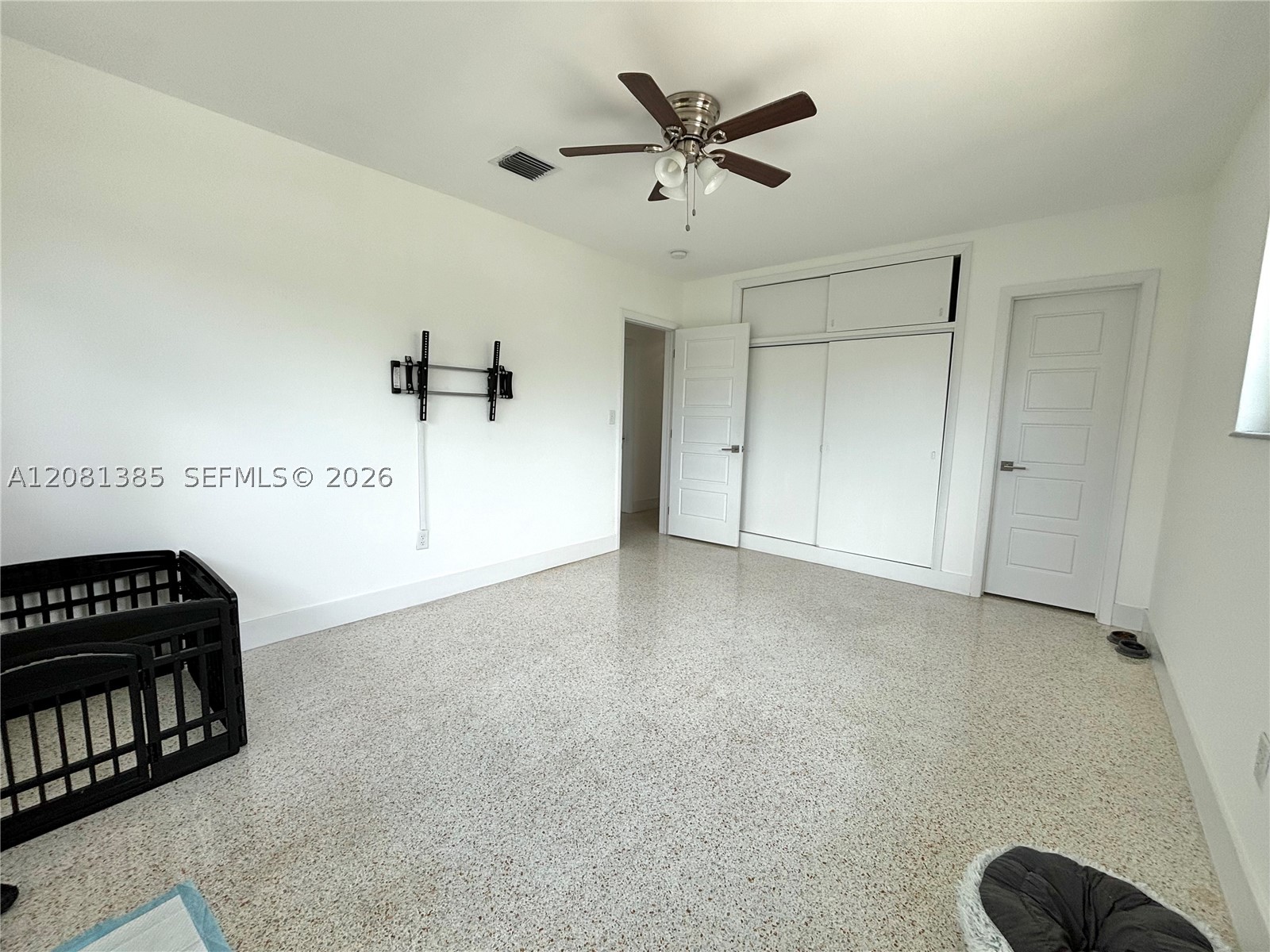 30 Ne 125th St Property Photo 14
