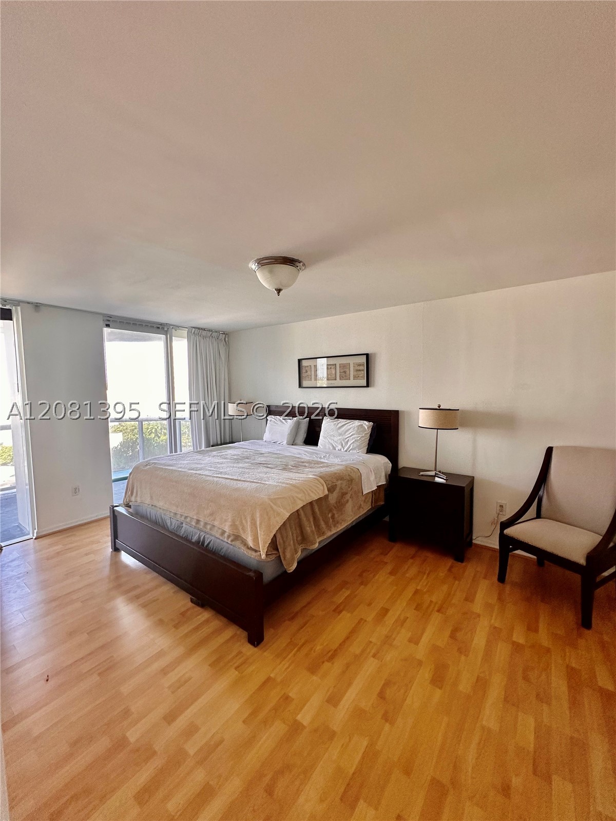 6301 Collins Ave 806 Property Photo 8