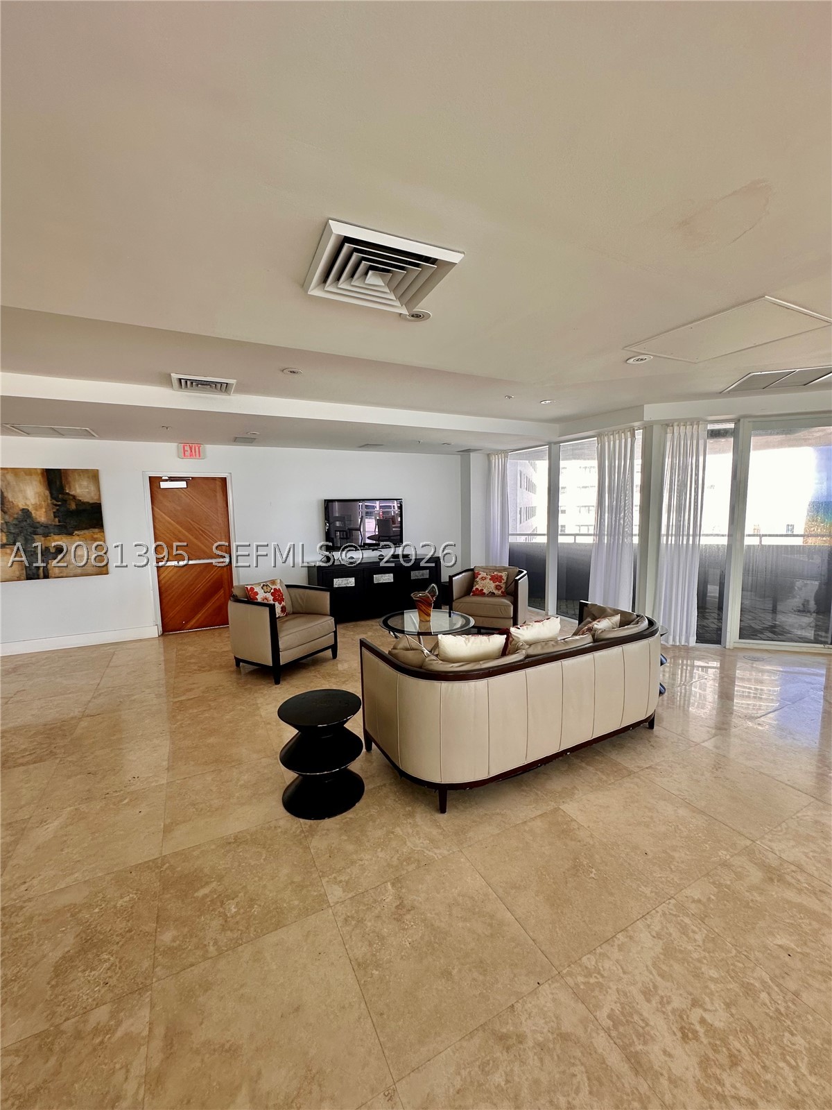 6301 Collins Ave 806 Property Photo 22
