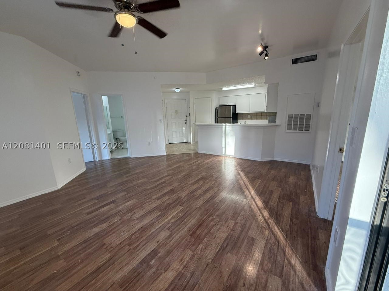 2550 Sw 18th Ter 1807 Property Photo 6
