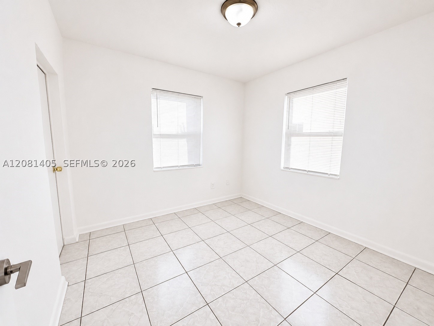 1405 Nw 5th Ct 2 Property Photo 3