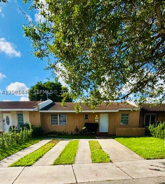 12888 SW 53rd St Property Photo 1