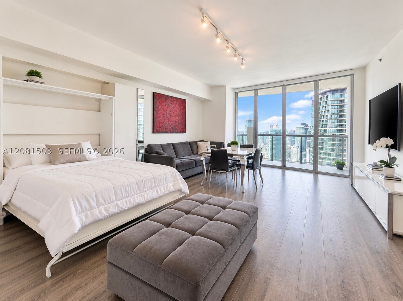 475 Brickell Ave 4910 Property Photo 1
