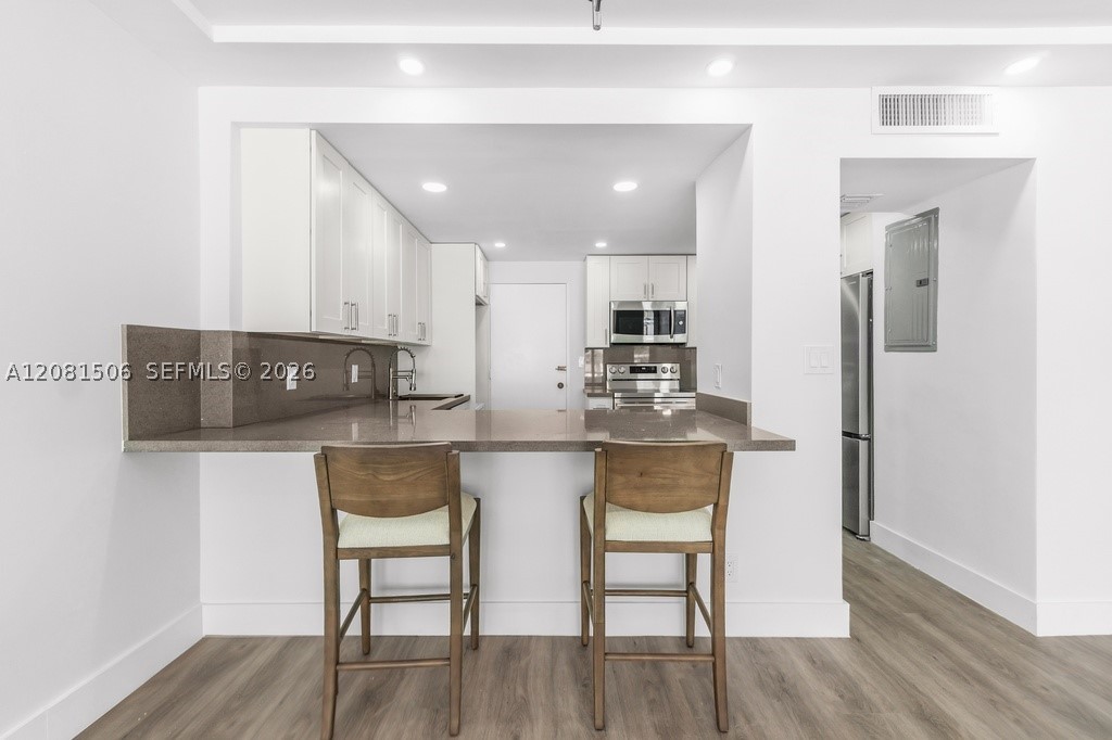 3430 Galt Ocean Dr 305 Property Photo 12