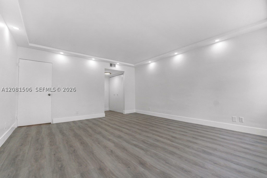3430 Galt Ocean Dr 305 Property Photo 16