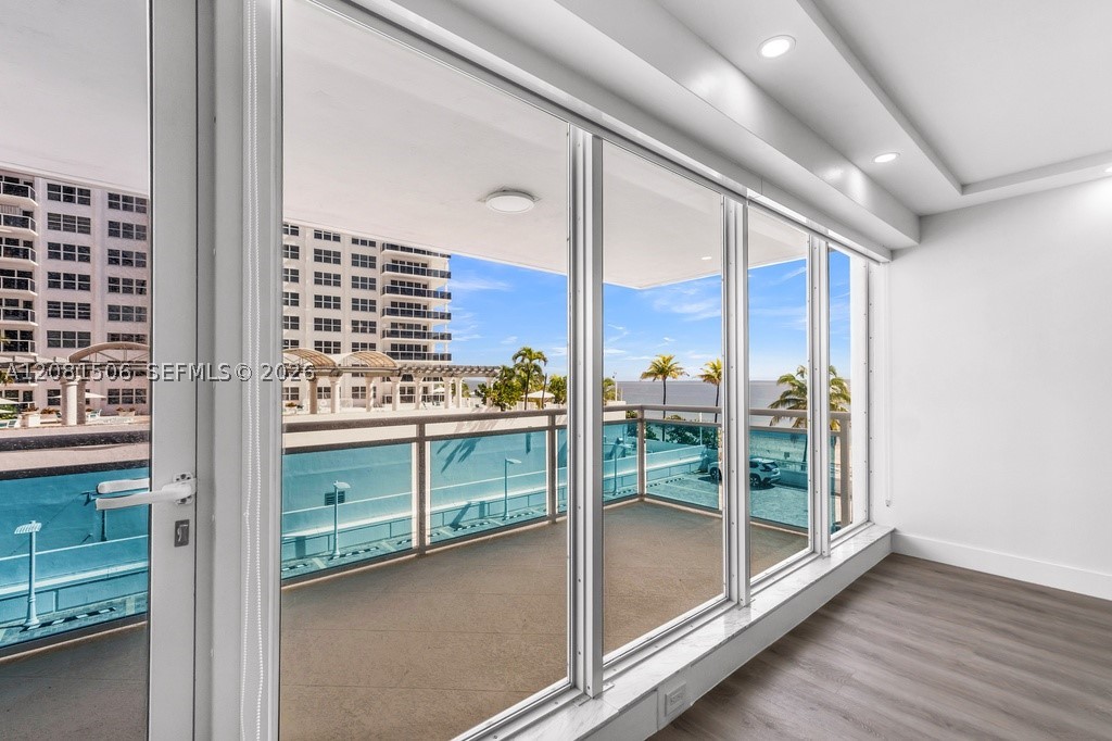 3430 Galt Ocean Dr 305 Property Photo 35