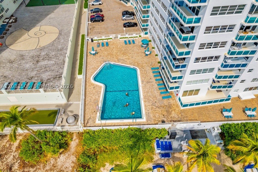 3430 Galt Ocean Dr 305 Property Photo 49